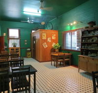 Irish Molly's Bar  Grill - Accommodation Search