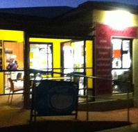 Madonna's Cafe - Accommodation Search