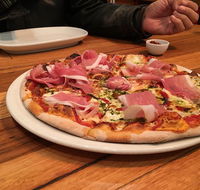 11 Inch Pizza Little Collins - Accommodation Search