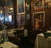 Amici Trattoria - Accommodation Search