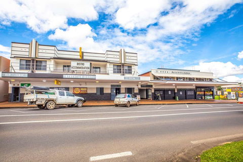 Atherton Hotel - Accommodation Search 0
