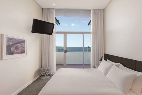 Adina Apartment Hotel Perth - Accommodation Search 5