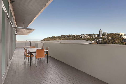 Adina Apartment Hotel Perth - Accommodation Search 8
