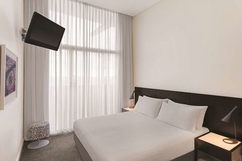 Adina Apartment Hotel Perth - Accommodation Search 9