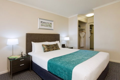 Pacific Suites Canberra - Accommodation Search 4