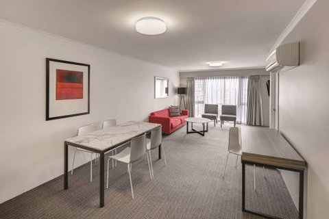Adina Serviced Apartments James Court - Accommodation Search 5