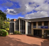 Twin Towers Inn - Accommodation Search