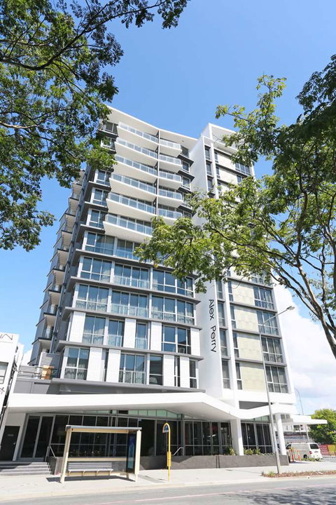 Alex Perry Hotel and Apartments - Accommodation Search 0