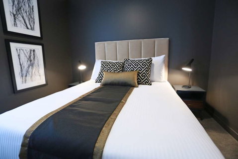 Alex Perry Hotel and Apartments - Accommodation Search 10