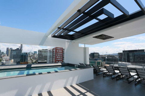 Alex Perry Hotel and Apartments - Accommodation Search 17