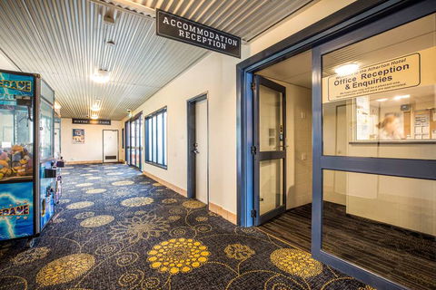 Atherton Hotel - Accommodation Search 1