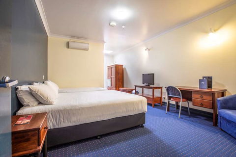 Atherton Hotel - Accommodation Search 2