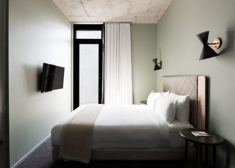 Alex Hotel, Perth - Accommodation Search 2