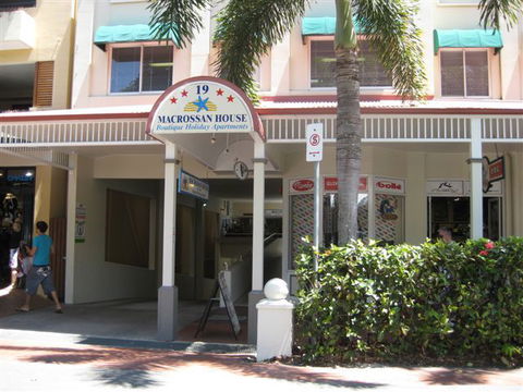 Macrossan House Boutique Holidays Apts - Accommodation Search 1