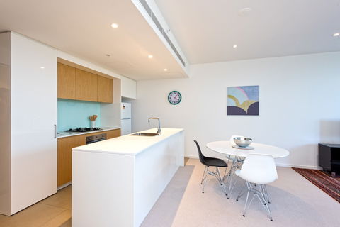 Astra Apartments MacQuarie Park - Accommodation Search 2
