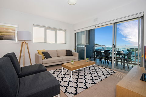 Allure Hotel And Apartments - Accommodation Search 9