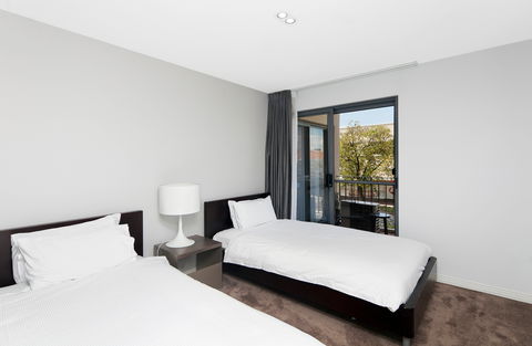 Astra Apartments The Griffin - Accommodation Search 12
