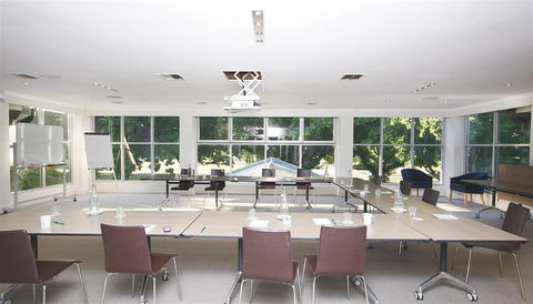 Forrest Hotel & Apartments - Accommodation Search 4