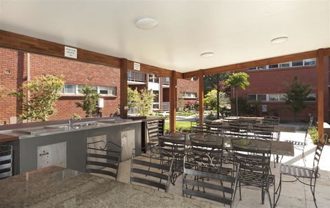 Forrest Hotel & Apartments - Accommodation Search 8