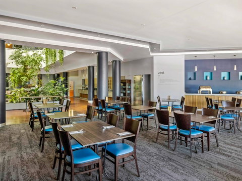 Novotel Darwin Atrium - Accommodation Search 11