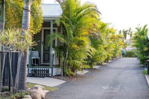 Barney Beach Accommodation Centre - Accommodation Search 0