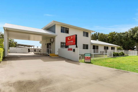 Econo Lodge Beachside - Accommodation Search 2
