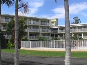 Cabarita Lake Apartments - Accommodation Search 0
