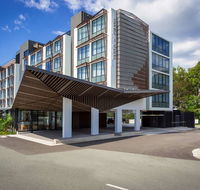 Mantra Southport Sharks - Accommodation Search