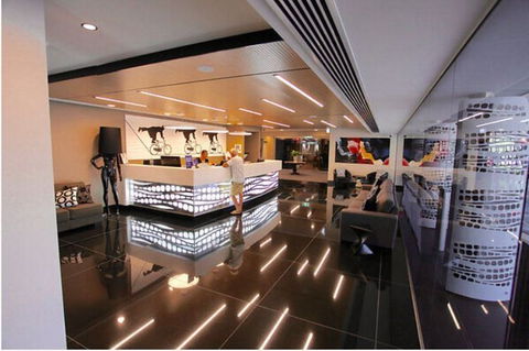 Alexandra Hills Hotel - Accommodation Search 0