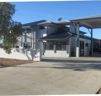 Royal Motel Miles - Accommodation Search