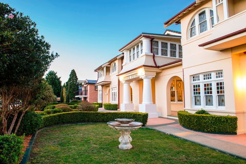 Palais Royale - Accommodation Search 0