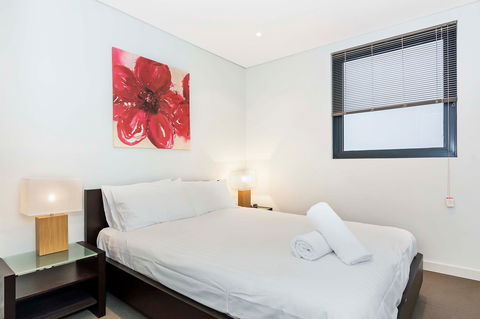 Astra Apartments Perth - Accommodation Search 11