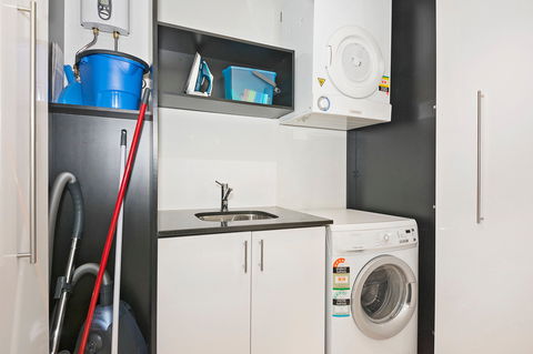 Astra Apartments Perth - Accommodation Search 15