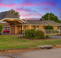 Stagecoach Motel - Accommodation Search