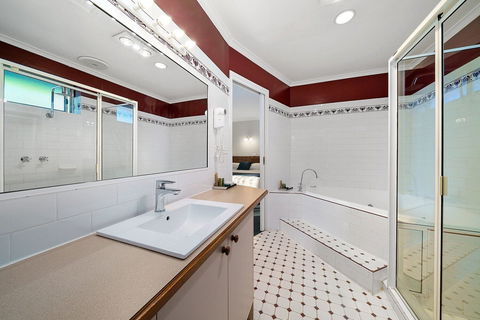 Stagecoach Motel - Accommodation Search 12