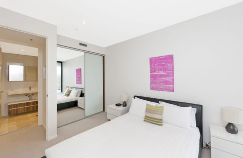 Astra Canberra Manhattan - Accommodation Search 4