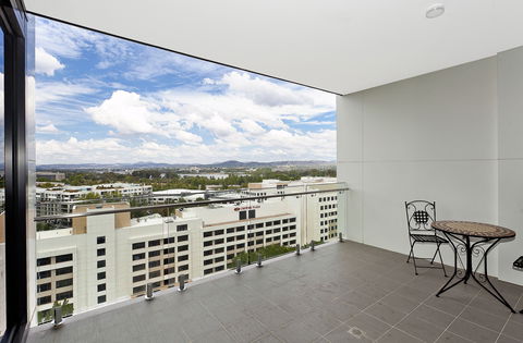 Astra Canberra Manhattan - Accommodation Search 8