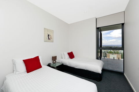 Astra Canberra Manhattan - Accommodation Search 9