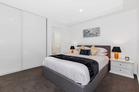 Astra Apartments Newcastle - Accommodation Search 4