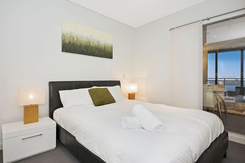 Astra Apartments Perth - Accommodation Search 3