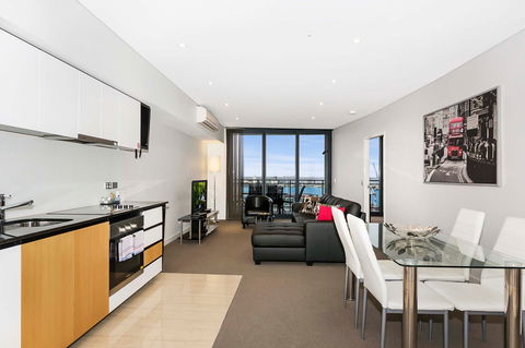 Astra Apartments Perth - Accommodation Search 9