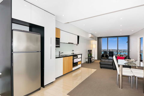 Astra Apartments Perth - Accommodation Search 17
