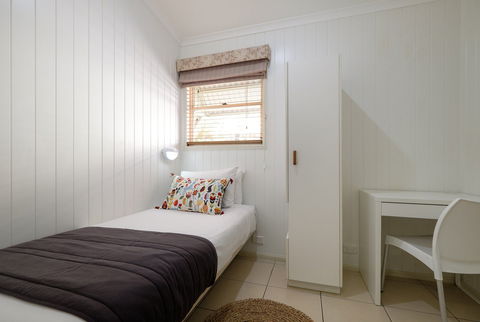 Barney Beach Accommodation Centre - Accommodation Search 5