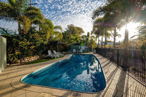 Barney Beach Accommodation Centre - Accommodation Search 7