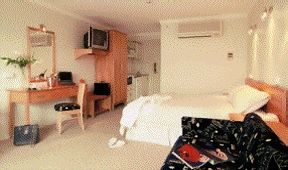 Astor Metropole & Apartment - Accommodation Search 0