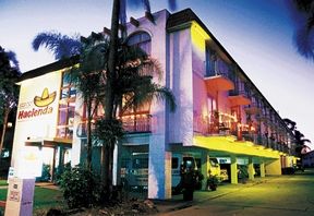 Airport Hacienda Motel - Accommodation Search 0