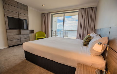 Aurora Ozone Hotel - Accommodation Search 2