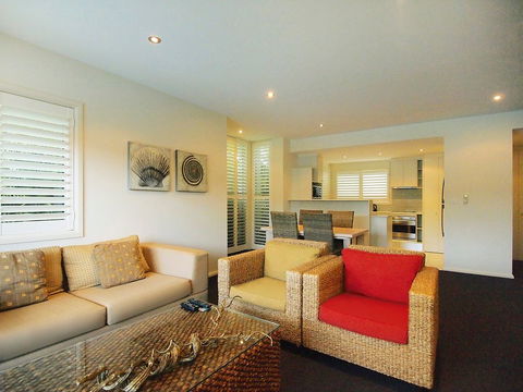 Oaks Pacific Blue Resort - Accommodation Search 2