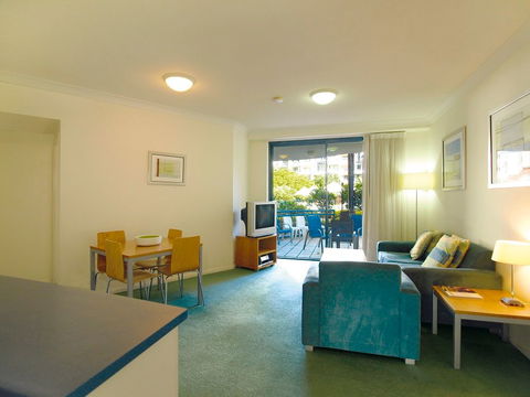 Oaks Calypso Plaza Resort - Accommodation Search 5