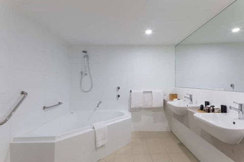 Dingley International Hotel - Accommodation Search 11